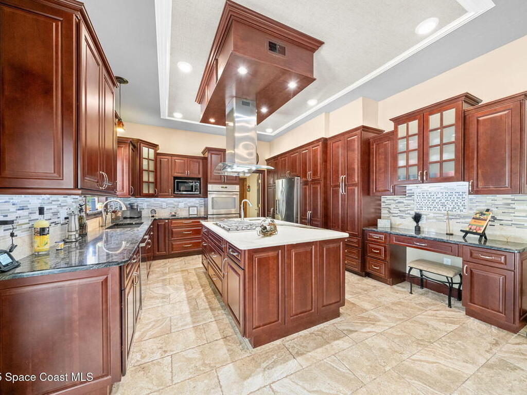 7055 S Tropical Trail, Merritt Island, FL 32952