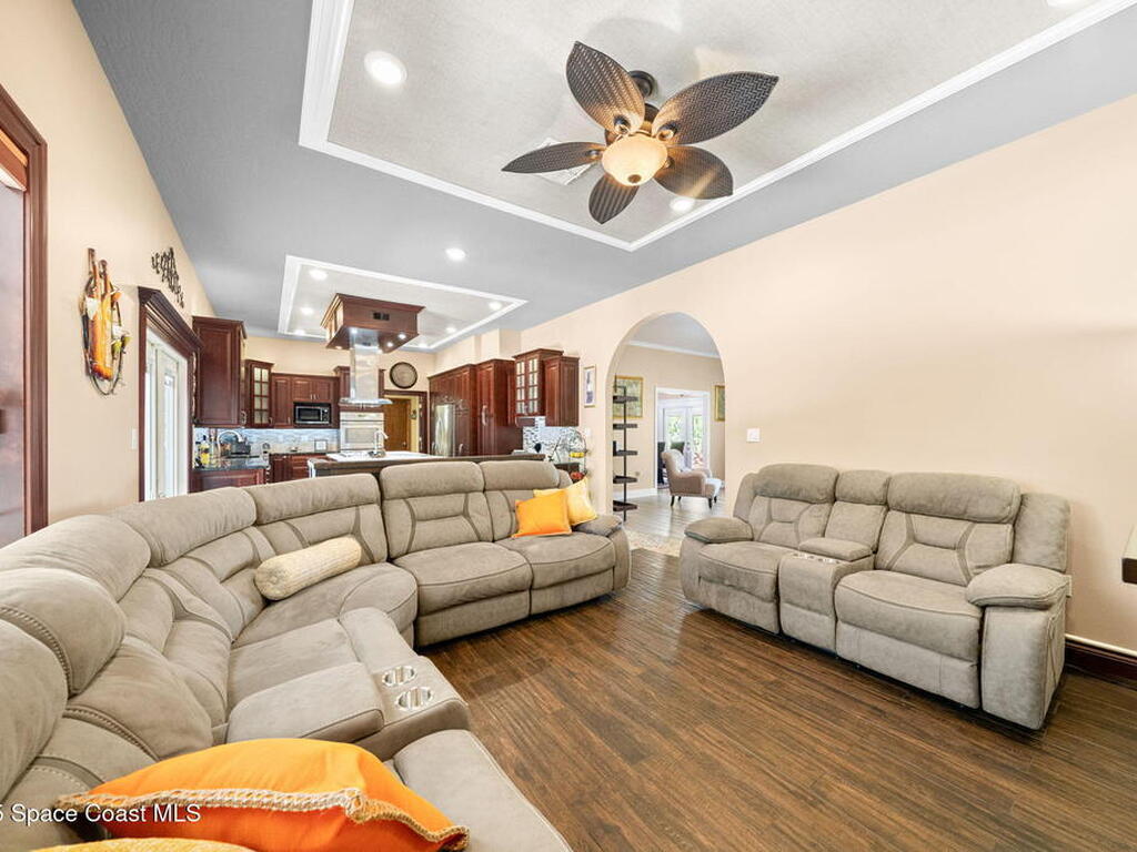 7055 S Tropical Trail, Merritt Island, FL 32952