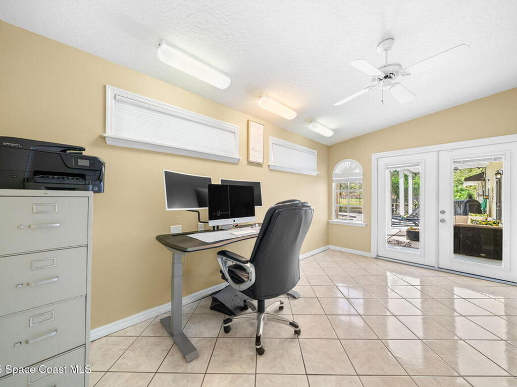 7055 S Tropical Trail, Merritt Island, FL 32952