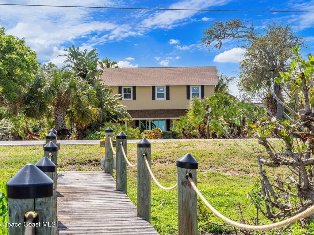 7055 S Tropical Trail, Merritt Island, FL 32952