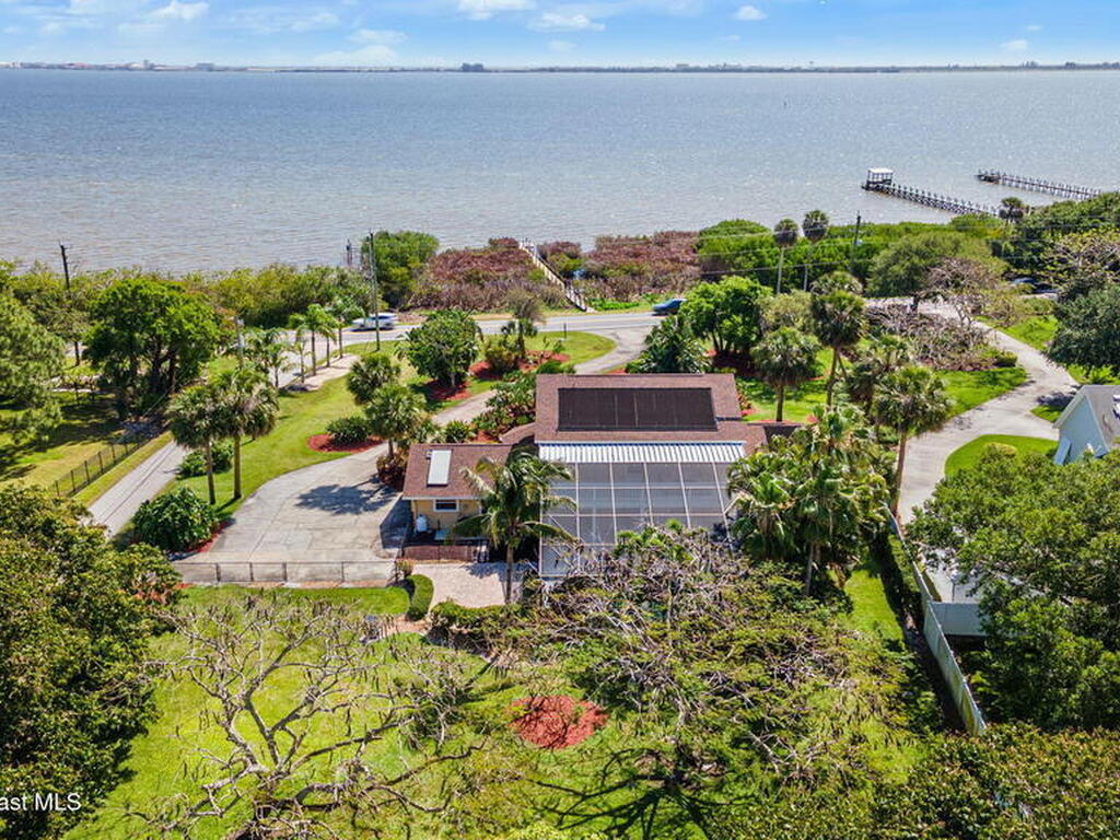 7055 S Tropical Trail, Merritt Island, FL 32952