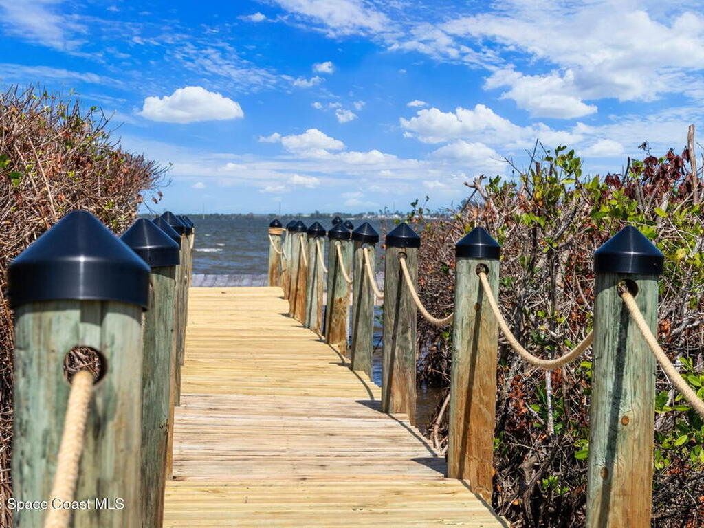 7055 S Tropical Trail, Merritt Island, FL 32952