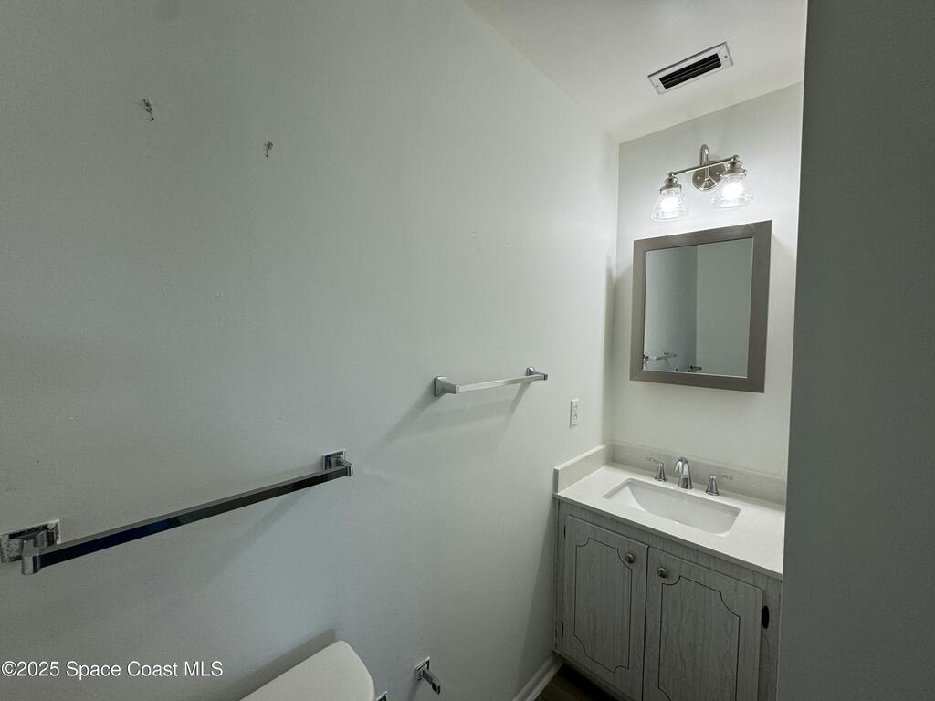 2800 Indian River Boulevard, Vero Beach, FL 32960