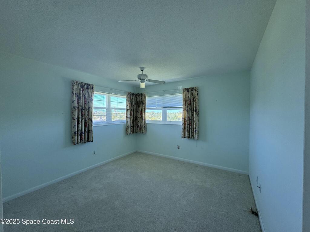 2800 Indian River Boulevard, Vero Beach, FL 32960