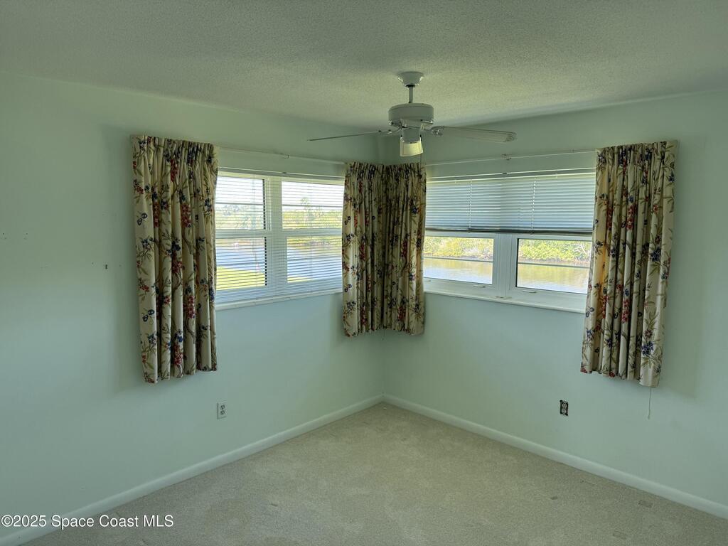 2800 Indian River Boulevard, Vero Beach, FL 32960
