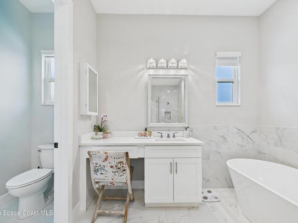 2345 N Riverside Drive, Indialantic, FL 32903