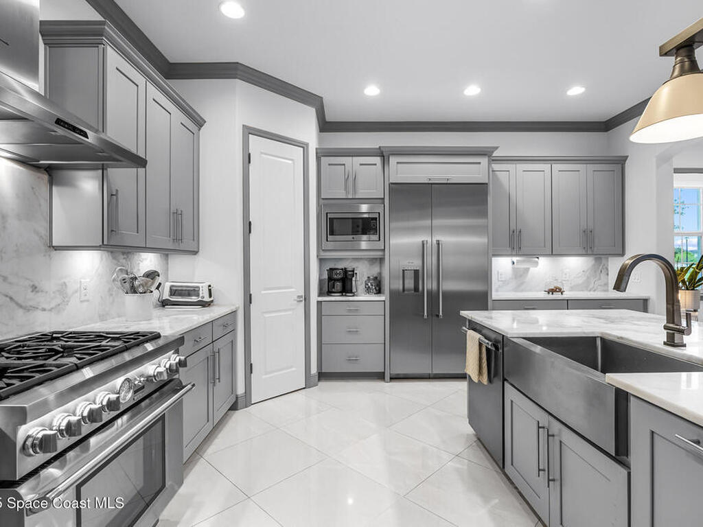 2453 Rodina Drive, Melbourne, FL 32940