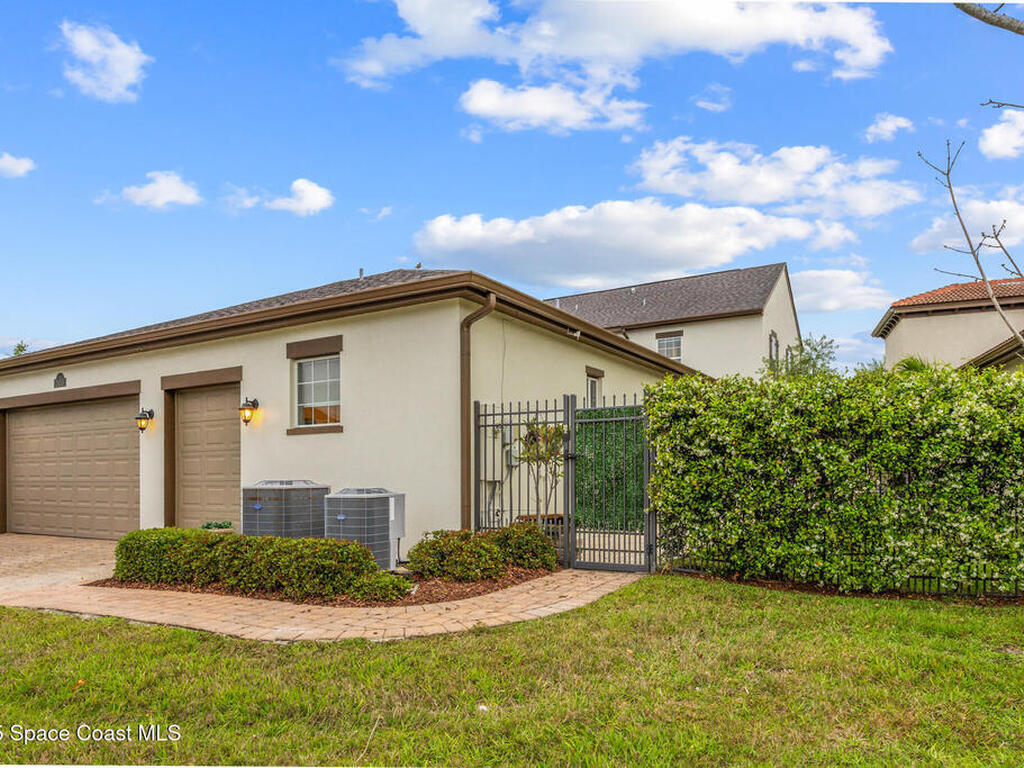 2453 Rodina Drive, Melbourne, FL 32940
