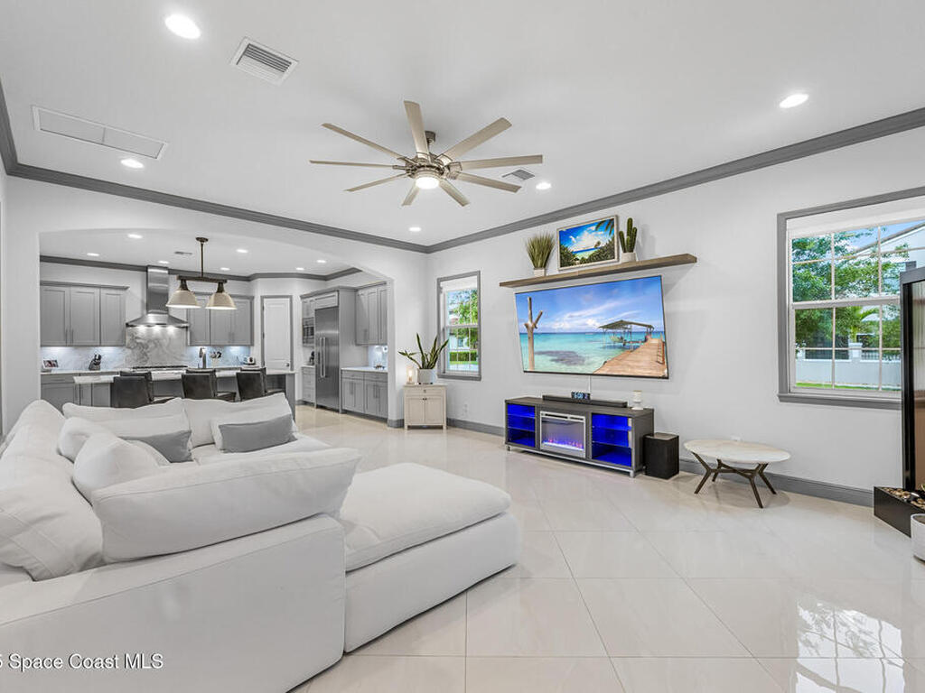2453 Rodina Drive, Melbourne, FL 32940