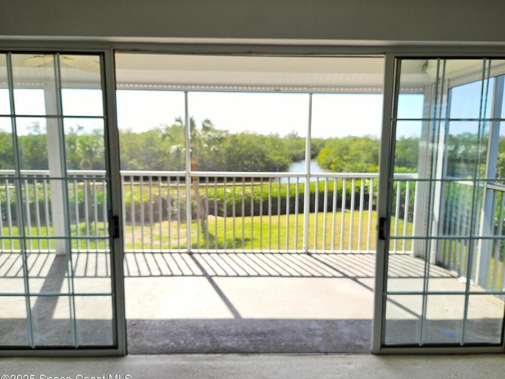 540 S Brevard Avenue, Cocoa Beach, FL 32931