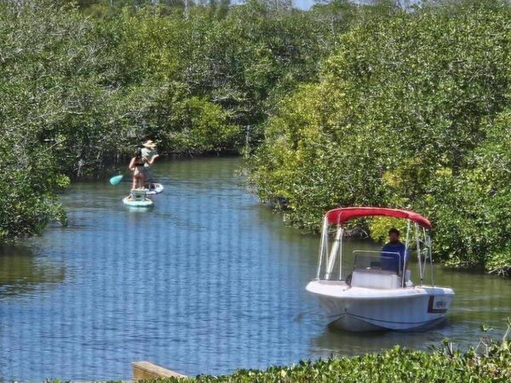 540 S Brevard Avenue, Cocoa Beach, FL 32931