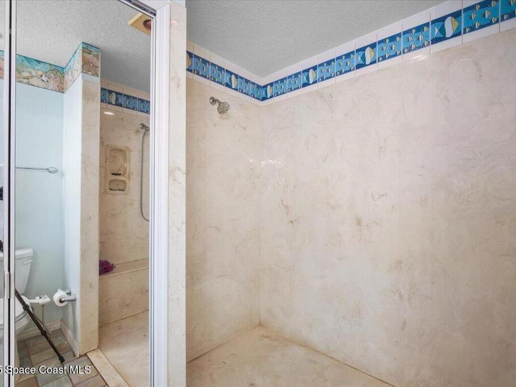 4220 Robins Hill Court, Mims, FL 32754