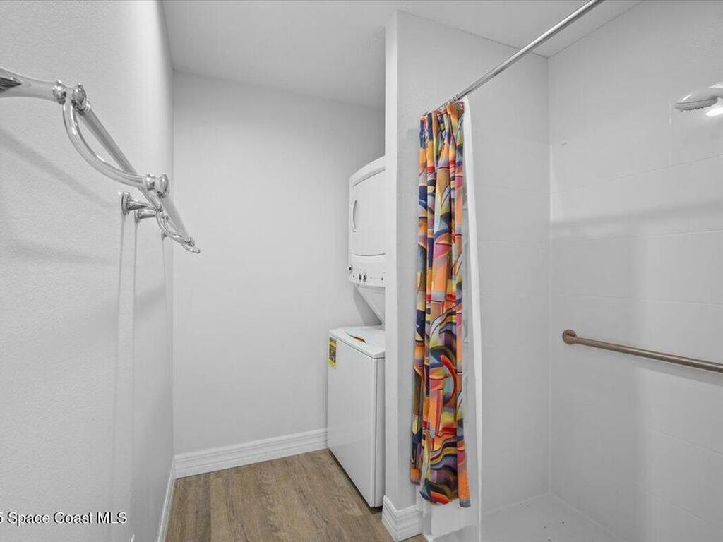 4220 Robins Hill Court, Mims, FL 32754