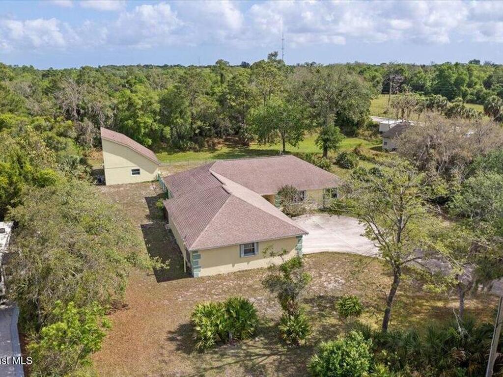 4220 Robins Hill Court, Mims, FL 32754