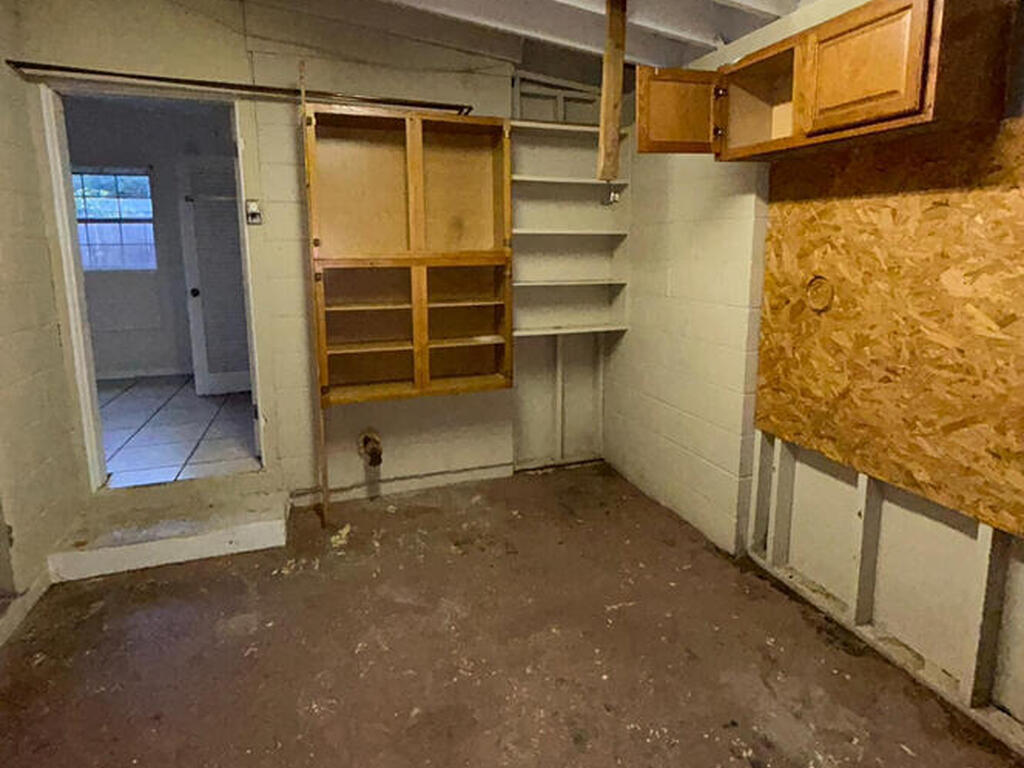 1660 Barna Avenue, Titusville, FL 32780