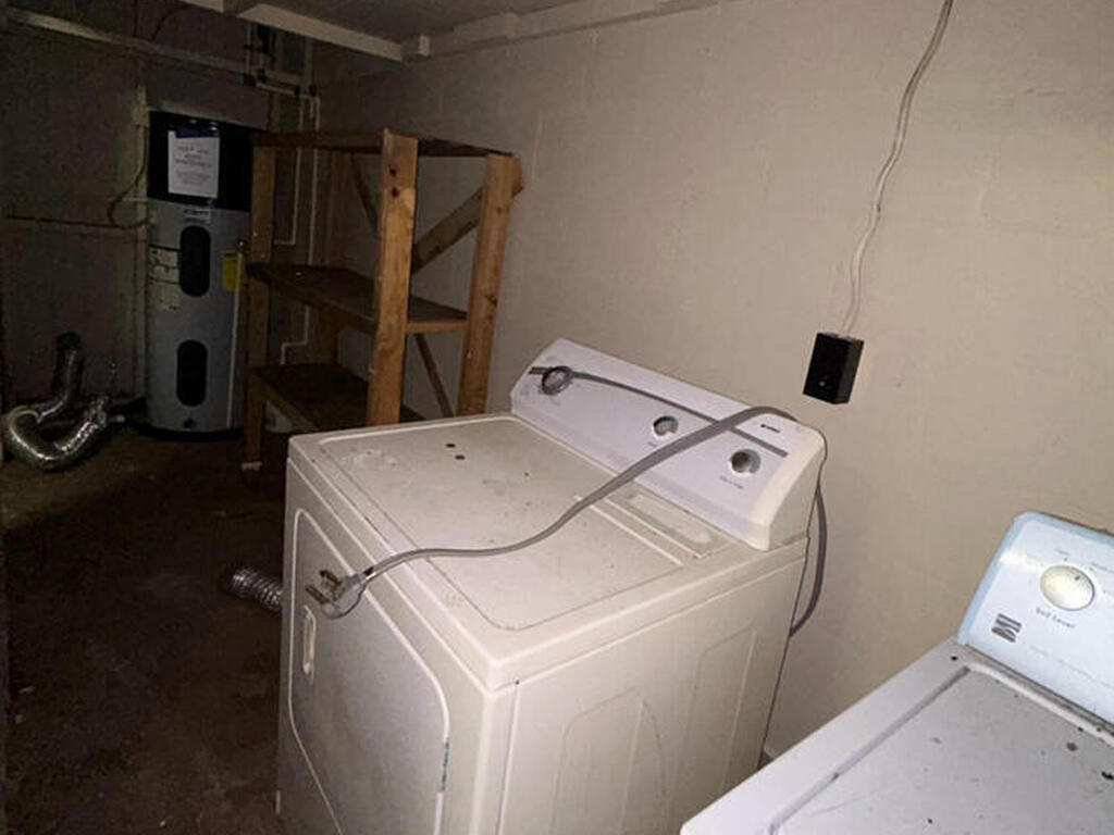 1660 Barna Avenue, Titusville, FL 32780