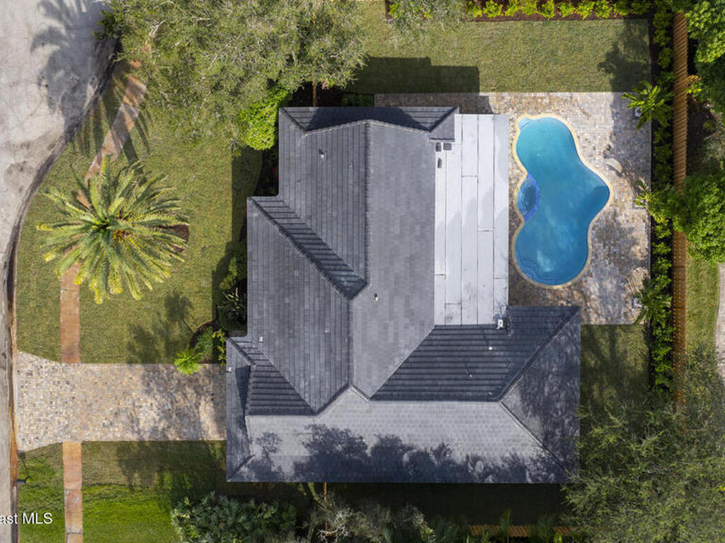3073 Rio Bonita Street, Indialantic, FL 32903