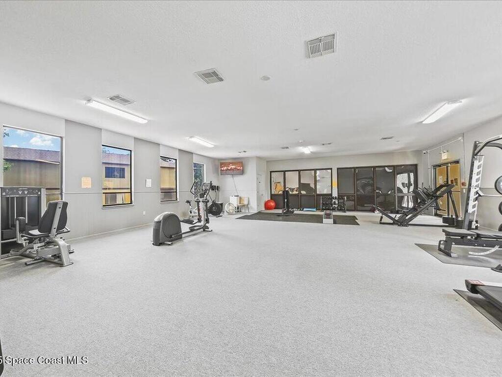 7817 Shadowood Drive, Melbourne, FL 32904