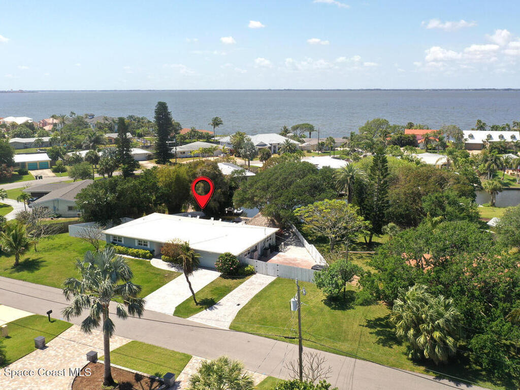 1640 Bay Shore Drive, Cocoa Beach, FL 32931