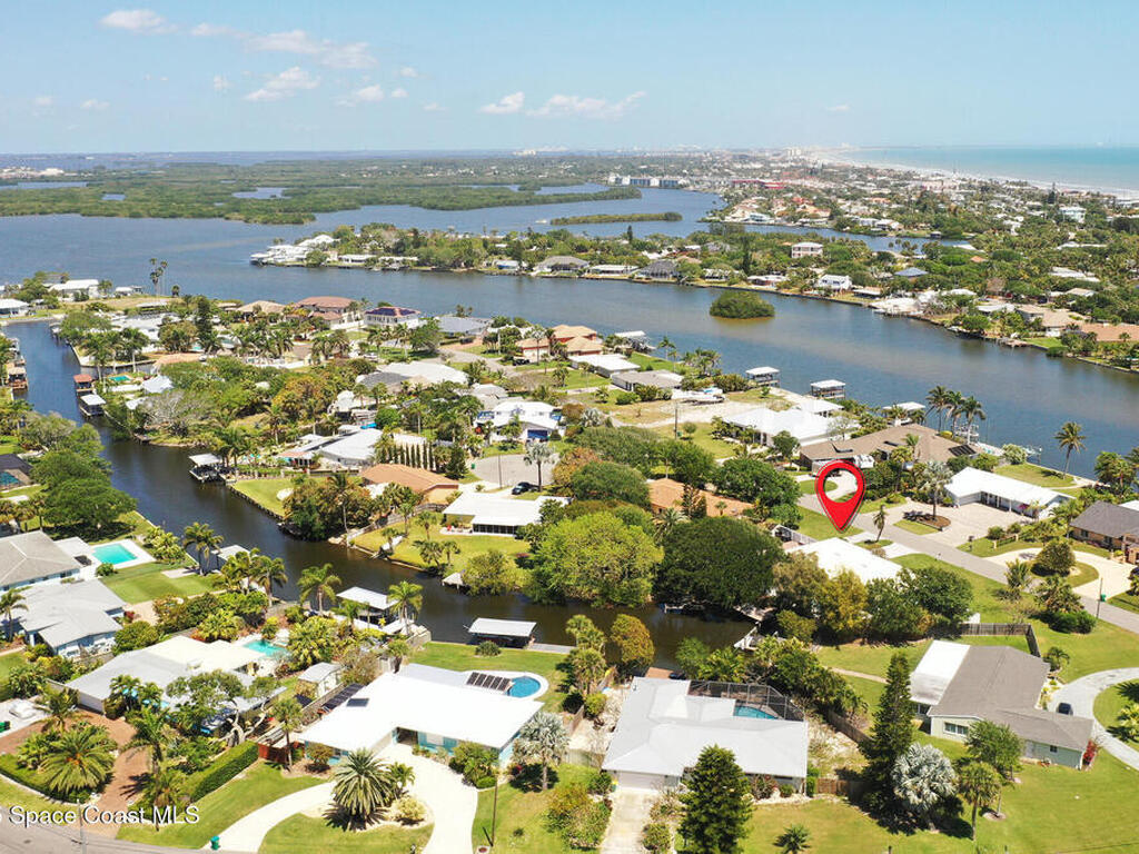 1640 Bay Shore Drive, Cocoa Beach, FL 32931