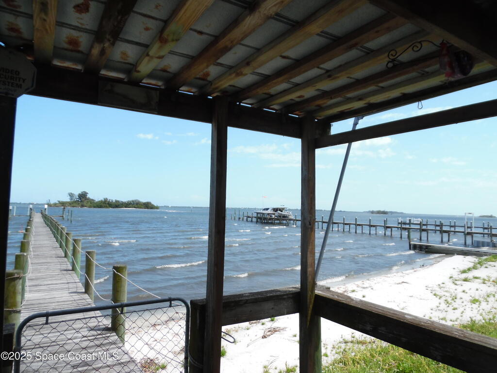 7492 Highway 1, Micco, FL 32976
