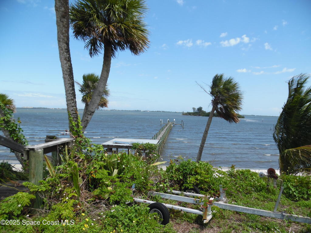 7492 Highway 1, Micco, FL 32976