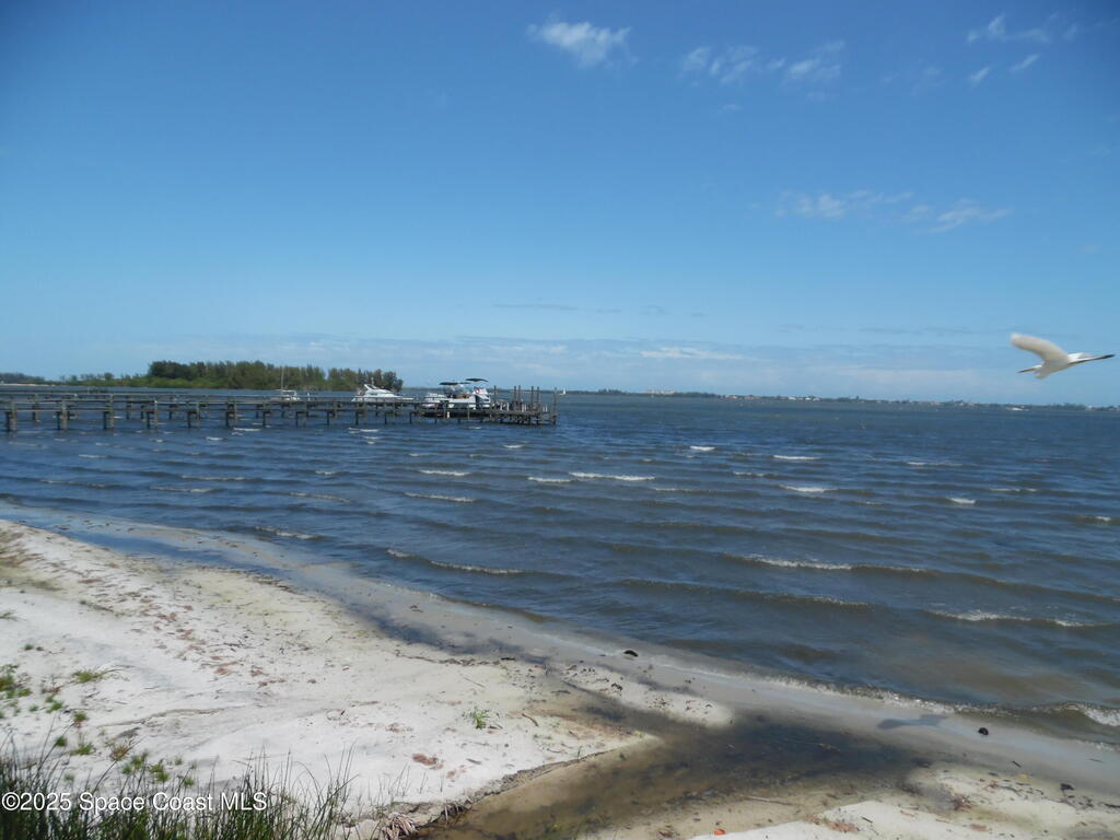 7492 Highway 1, Micco, FL 32976