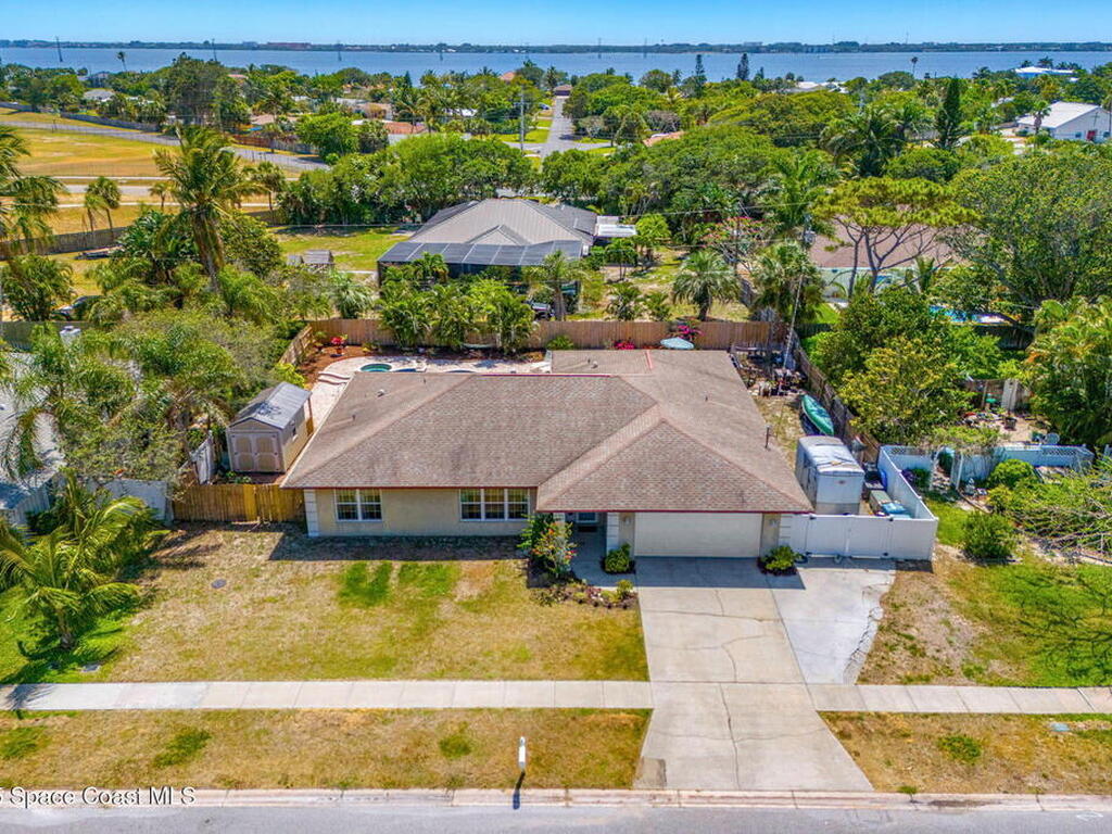 2204 Rosewood Drive, Melbourne Beach, FL 32951
