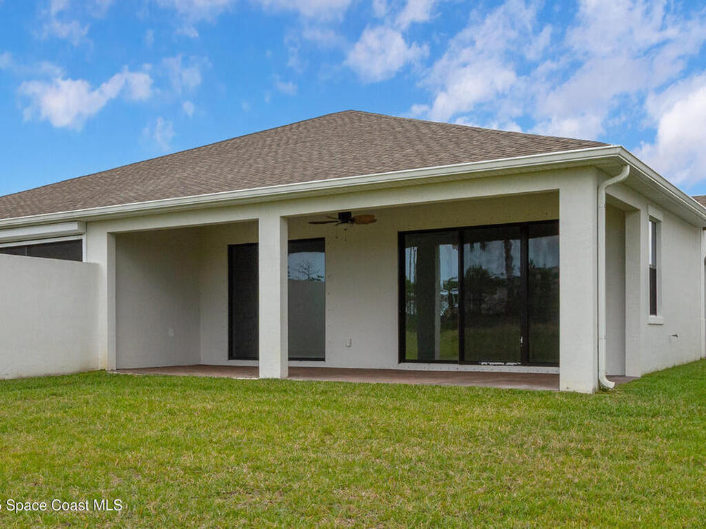 2490 Treasure Cay Lane, Melbourne, FL 32940