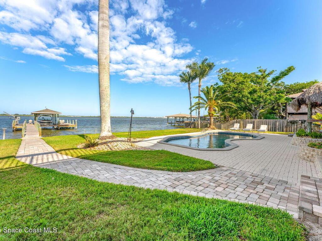 1175 Faulkingham Road, Merritt Island, FL 32952