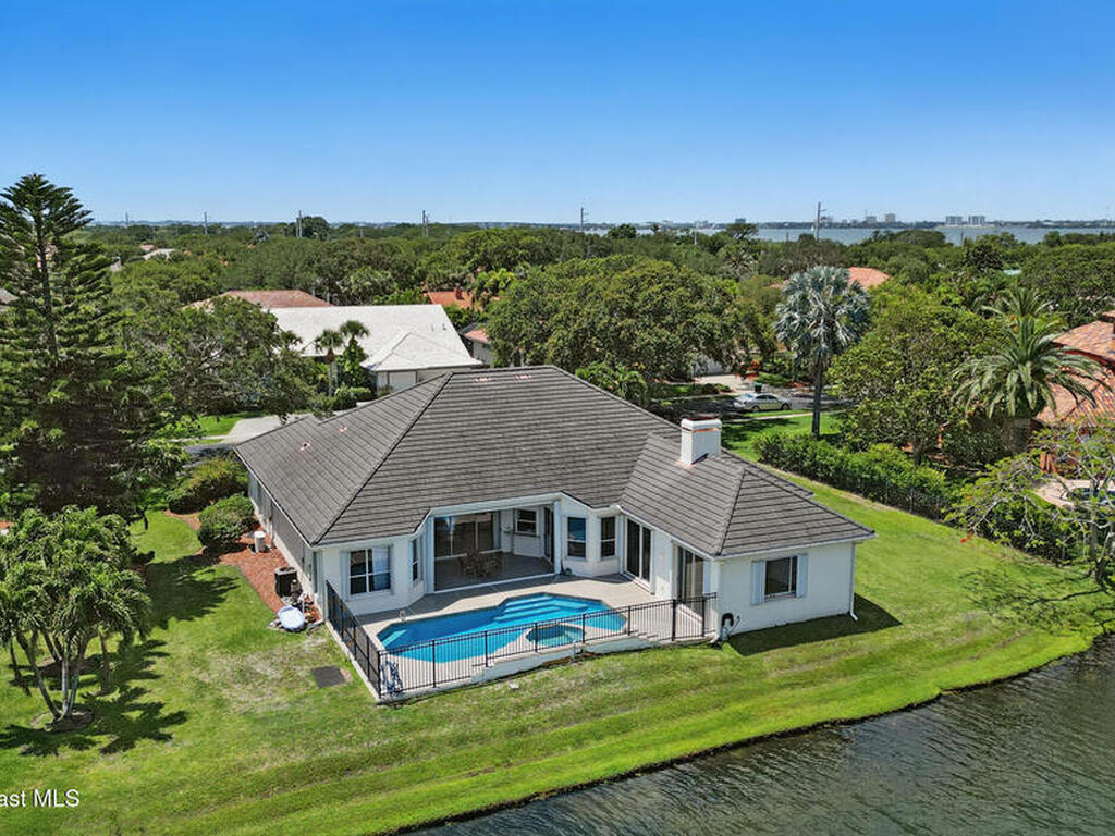 630 Newport Drive, Indialantic, FL 32903