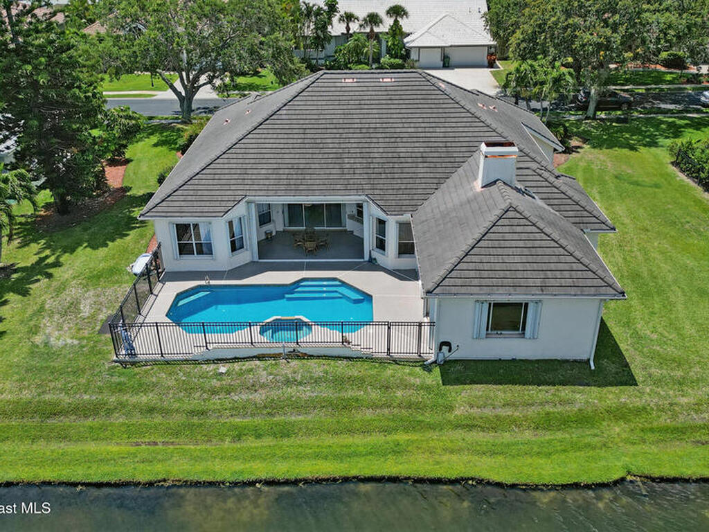 630 Newport Drive, Indialantic, FL 32903
