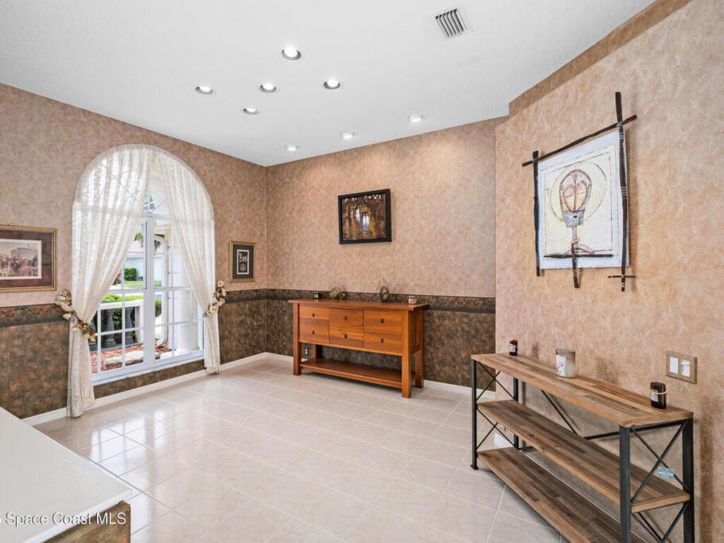 630 Newport Drive, Indialantic, FL 32903