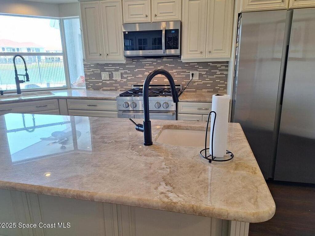 630 Newport Drive, Indialantic, FL 32903
