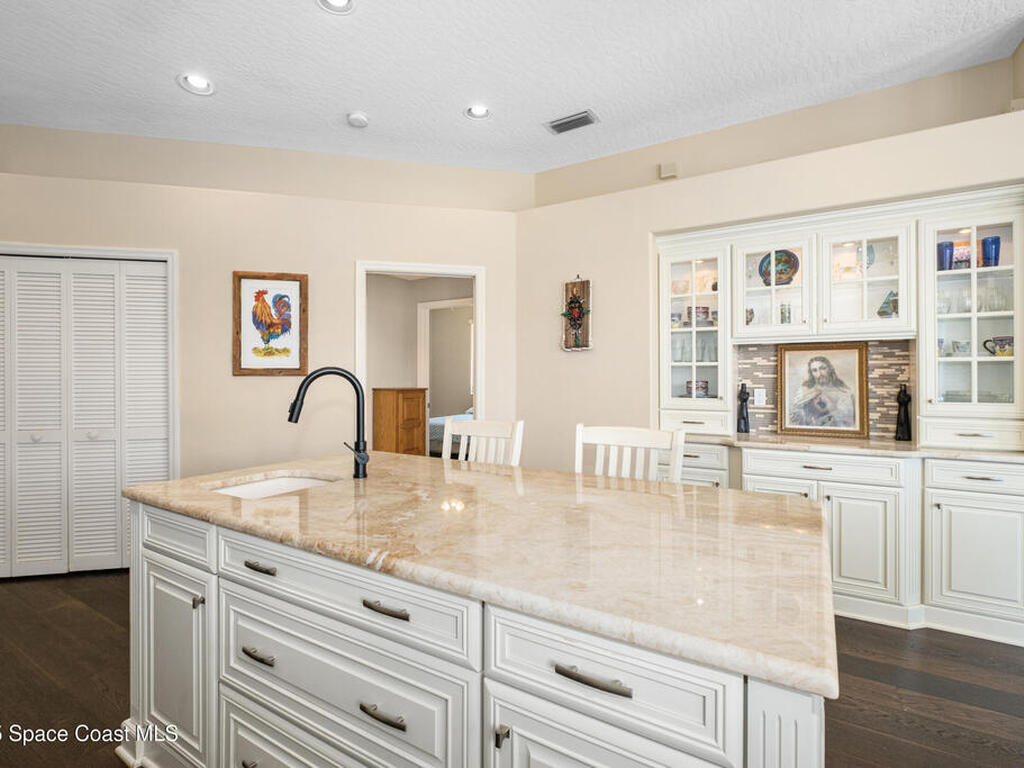 630 Newport Drive, Indialantic, FL 32903