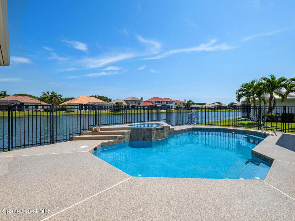 630 Newport Drive, Indialantic, FL 32903