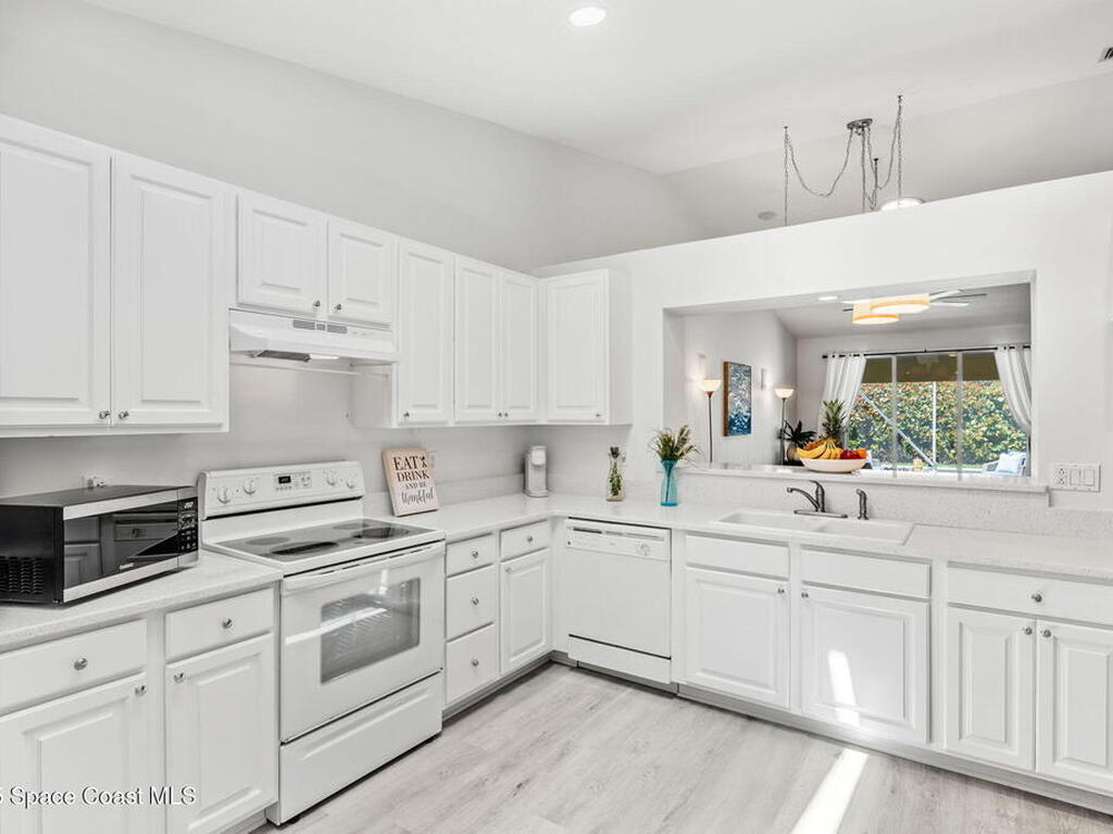 470 Moray Place, Melbourne Beach, FL 32951