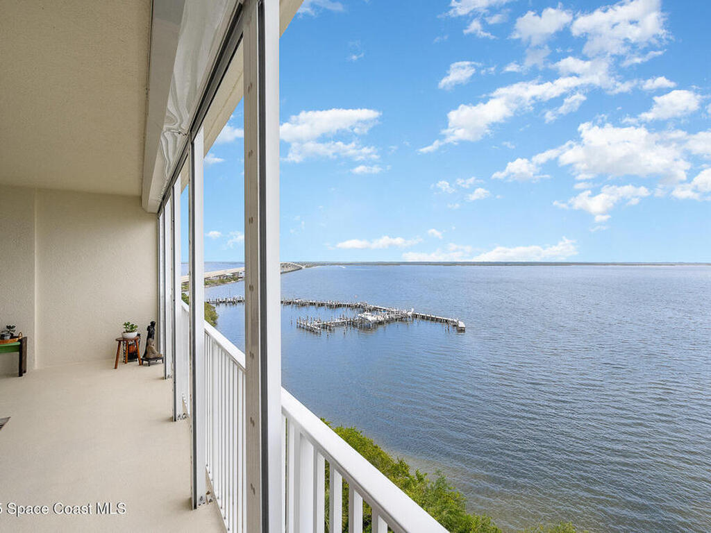 7 Indian River Avenue, Titusville, FL 32796