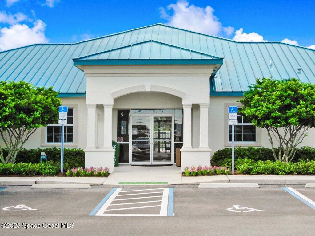 7 Indian River Avenue, Titusville, FL 32796