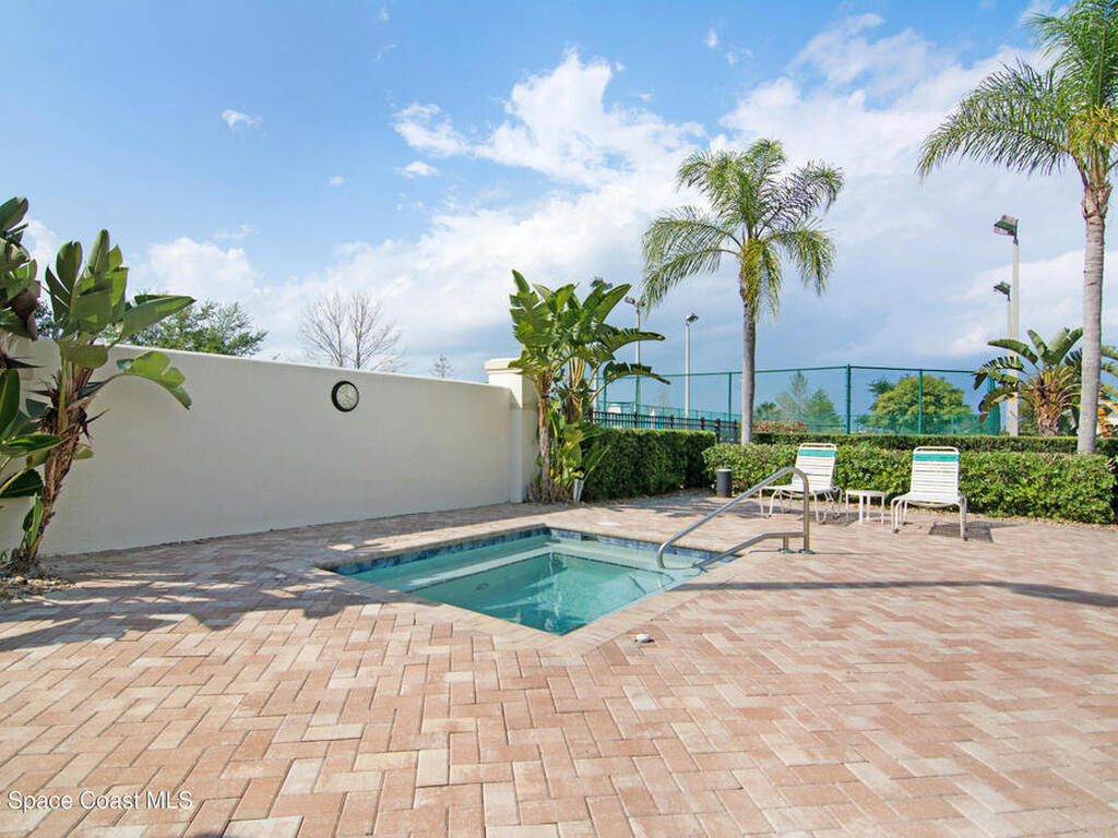 7 Indian River Avenue, Titusville, FL 32796