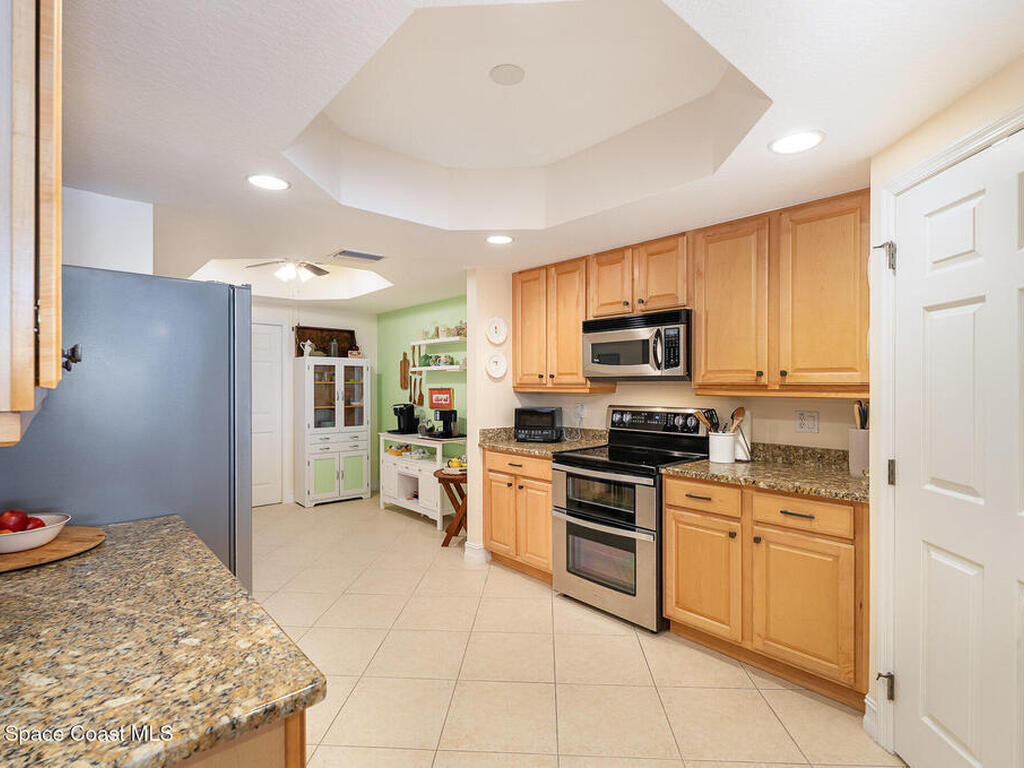 7 Indian River Avenue, Titusville, FL 32796