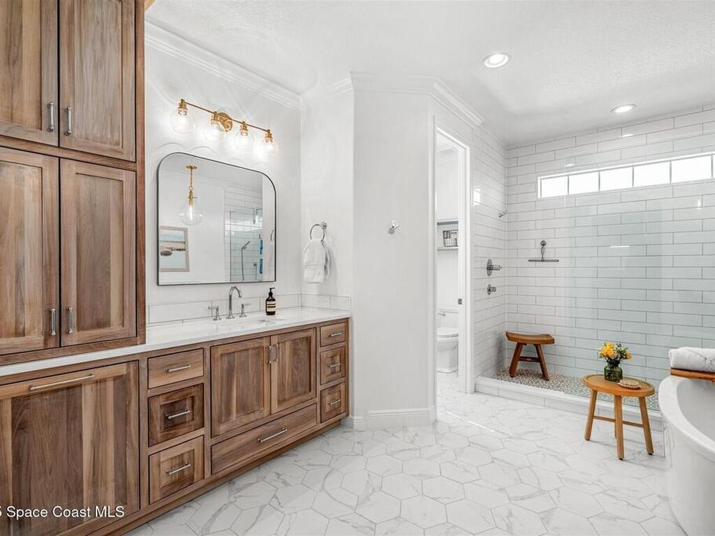 3077 Cortona Drive, Melbourne, FL 32940