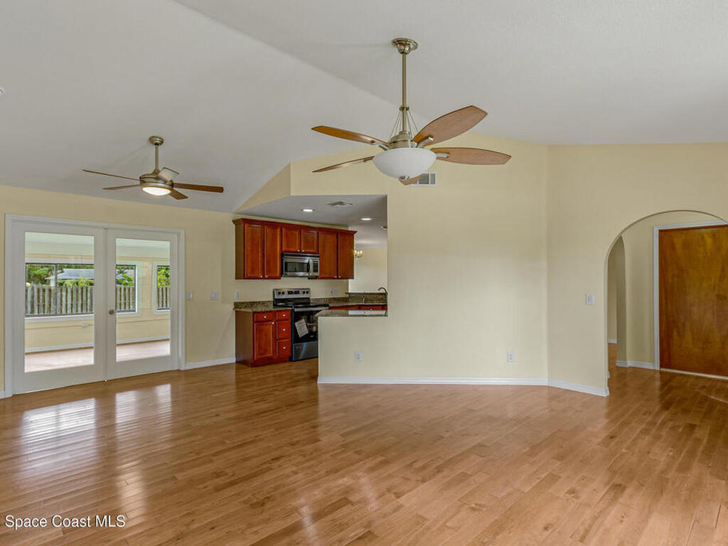 991 Tahiti Avenue, Palm Bay, FL 32909