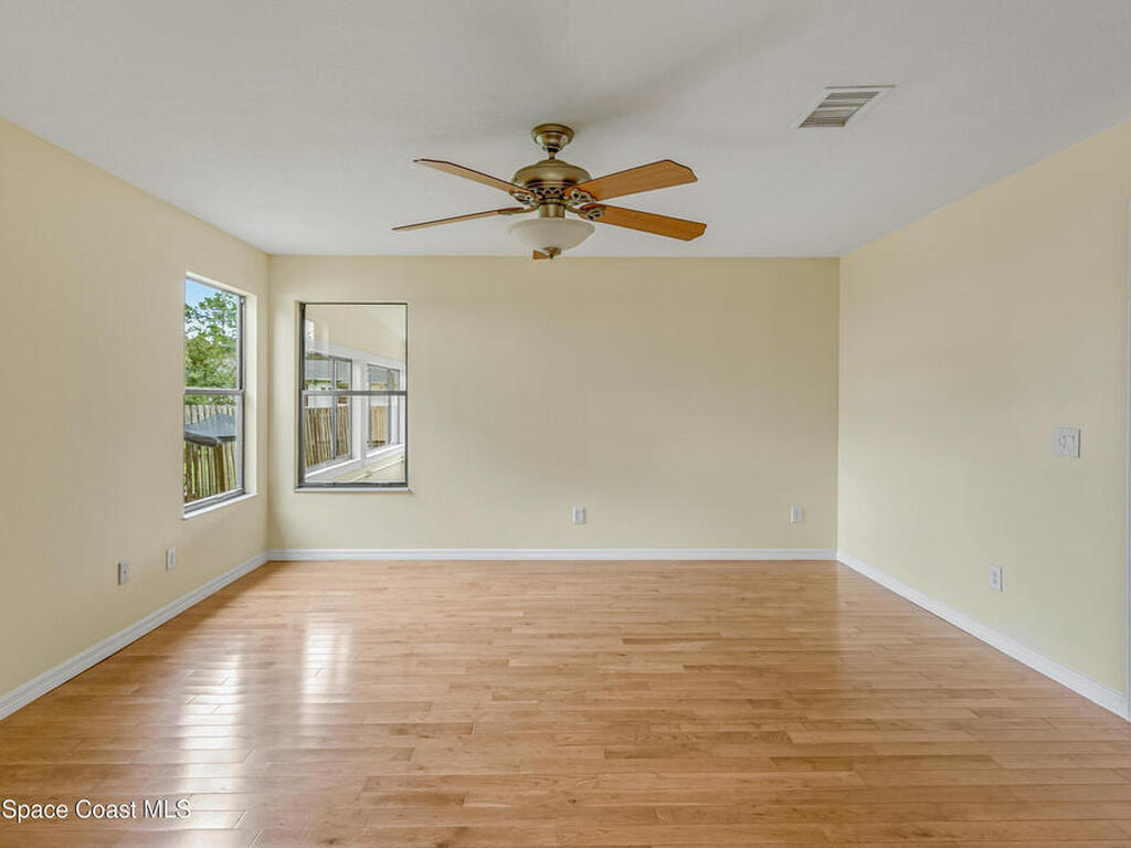 991 Tahiti Avenue, Palm Bay, FL 32909