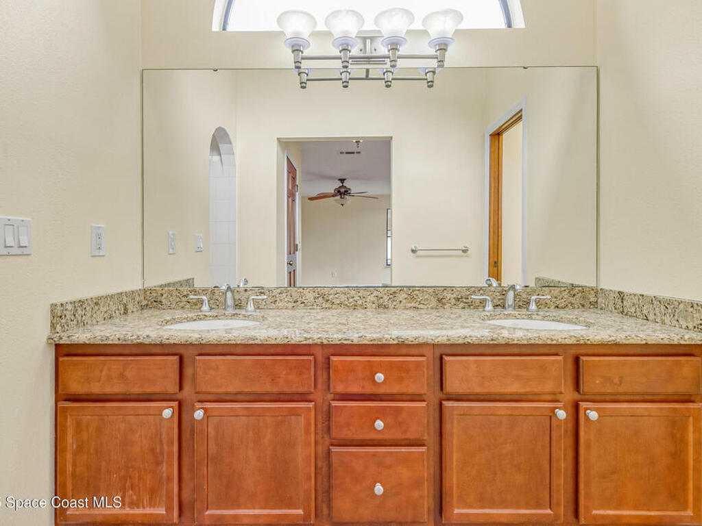 991 Tahiti Avenue, Palm Bay, FL 32909