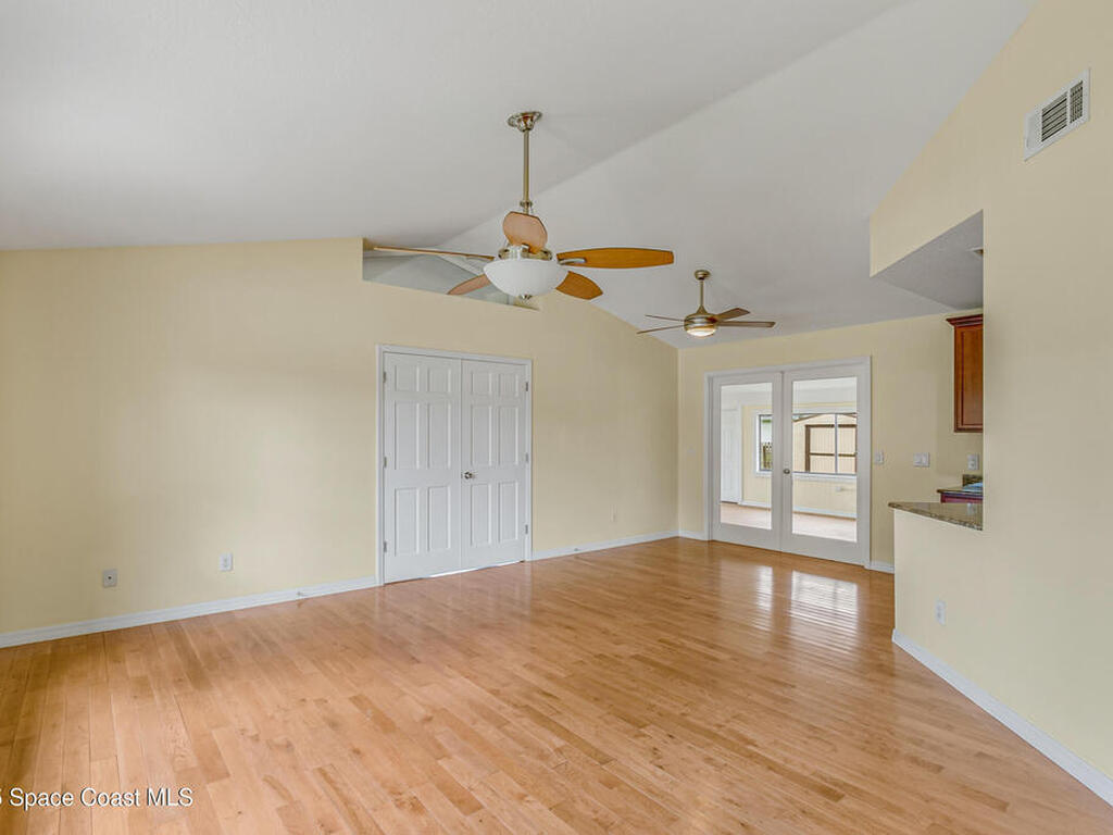 991 Tahiti Avenue, Palm Bay, FL 32909