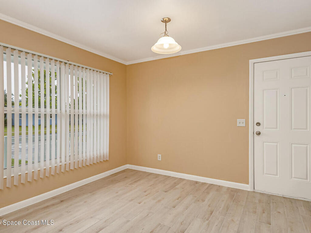 2356 Lakeview Drive, Melbourne, FL 32935