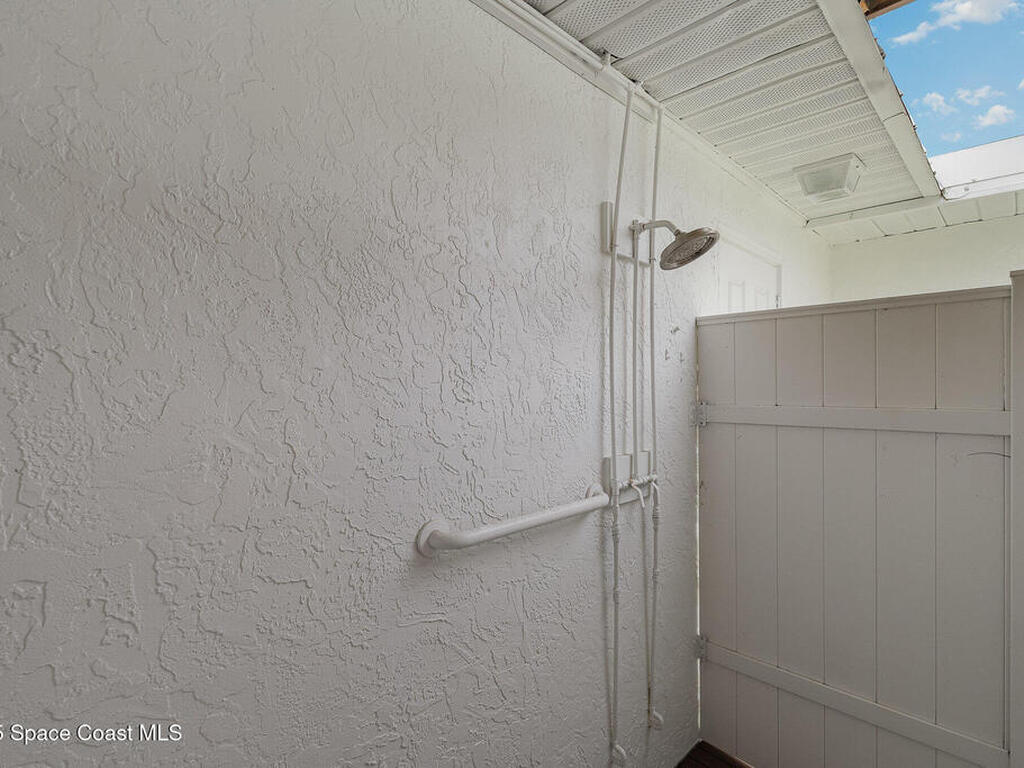 504 Colony Street, Melbourne Beach, FL 32951