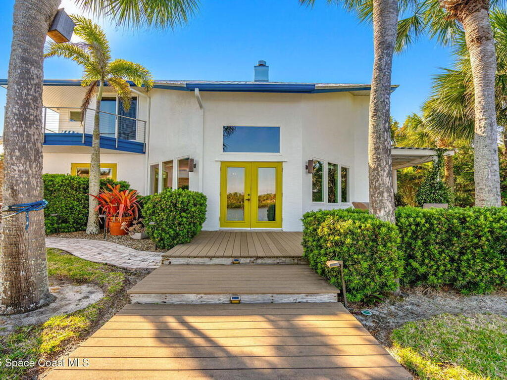 450 Ross Avenue, Melbourne Beach, FL 32951