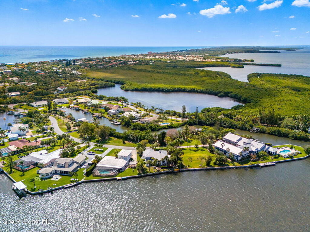 450 Ross Avenue, Melbourne Beach, FL 32951